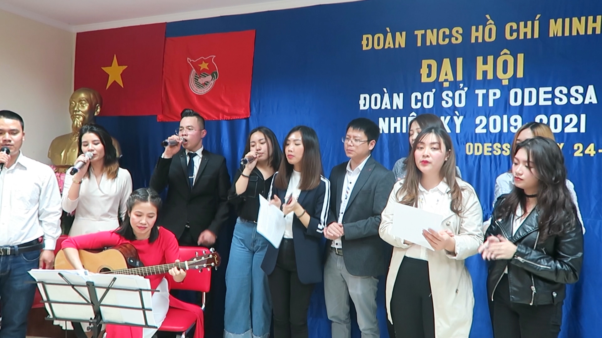 Thu hút thanh niên tham gia Đoàn thanh niên cộng sản Hồ Chí Minh tại Odessa, Ucraina